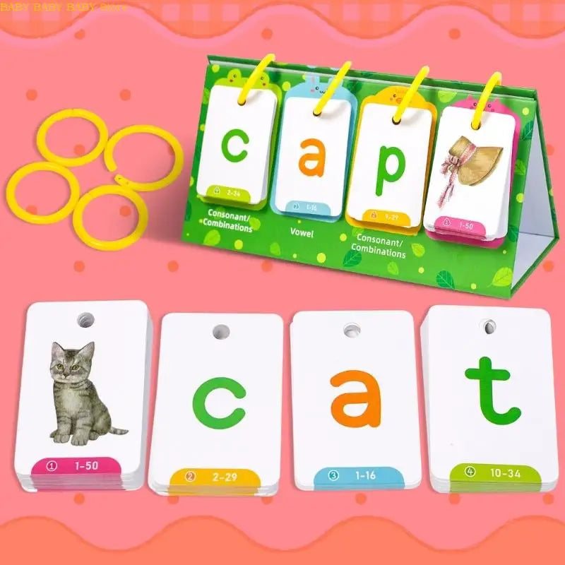 Ensemble de cartes éducatives colorées pour enfants sur table
