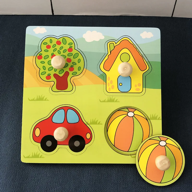 Détails des pièces de puzzle en bois représentant des fruits
