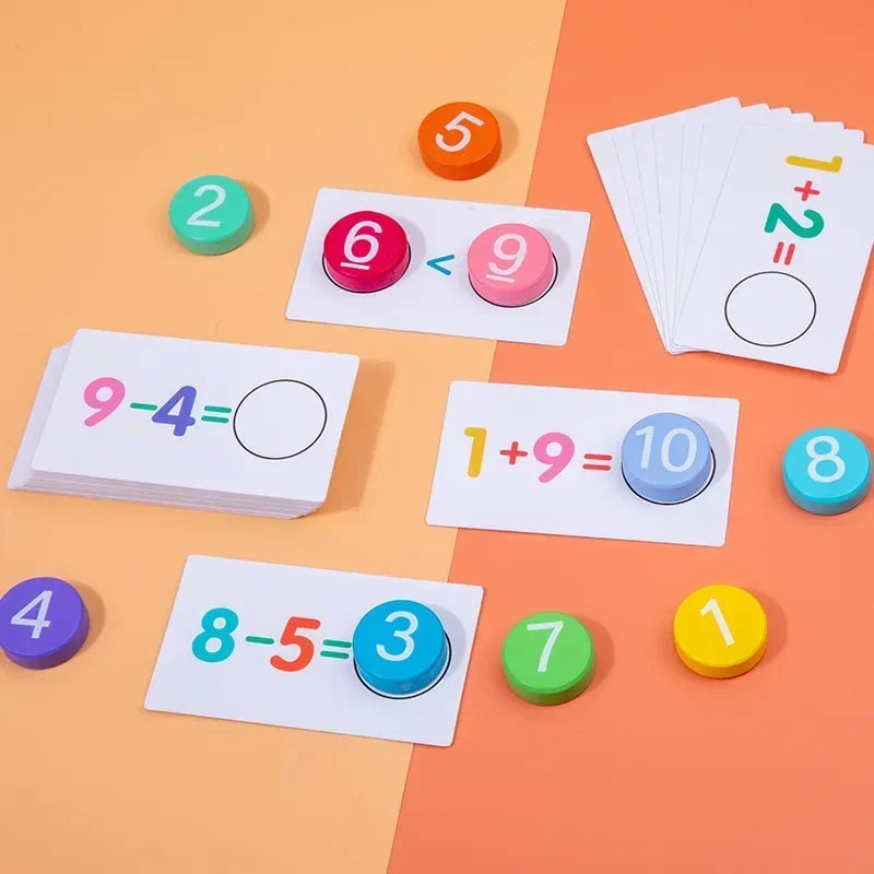 Enfant jouant avec des cartes mathématiques interactives