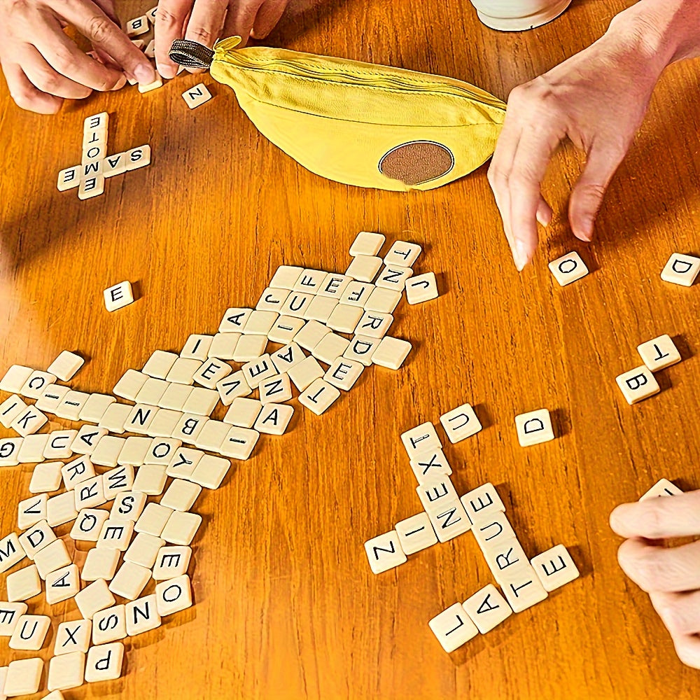 Boîte du jeu ouverte montrant tous les éléments inclus