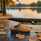 Pantoufles en cuir marron avec sangle ajustable