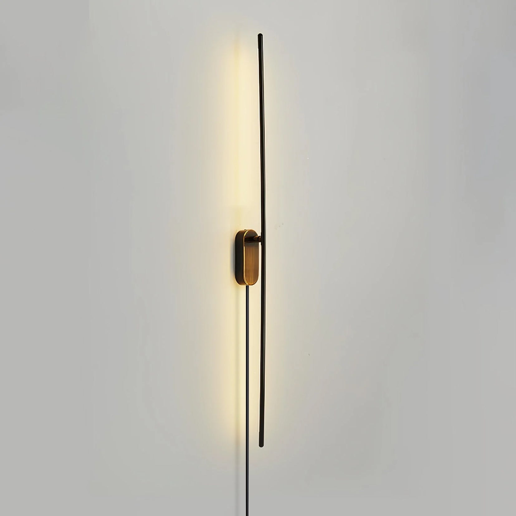 Applique LED avec lumière blanche froide, vue de profil