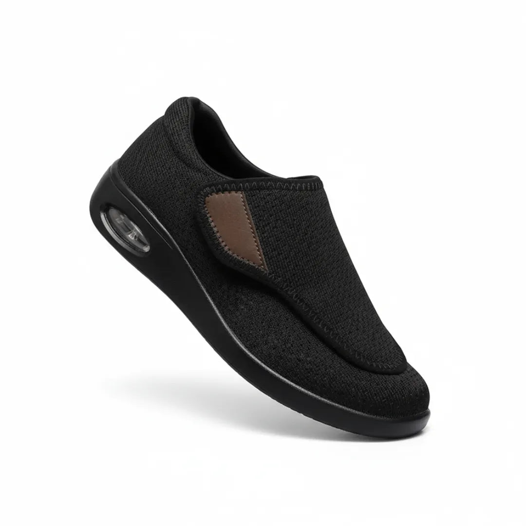Gros plan sur la doublure douce d'une chaussure orthopédique