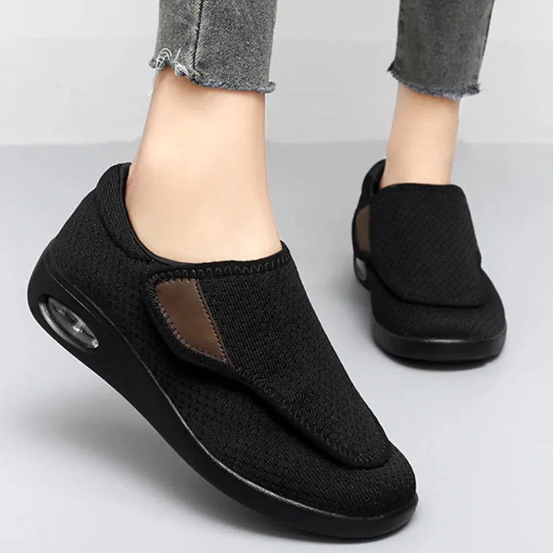 Chaussure orthopédique pour femmes en tissu respirant de profil