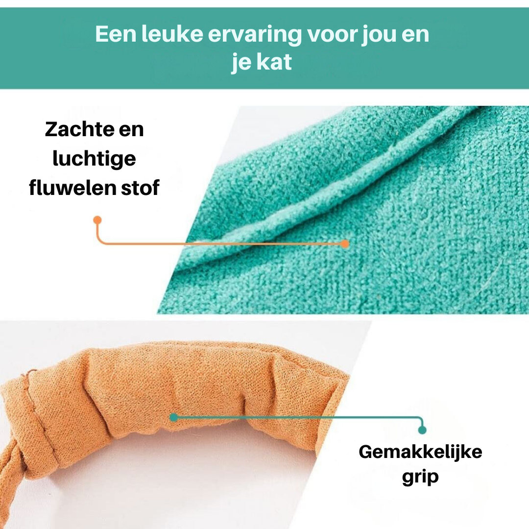Vue latérale d'un harnais pour chat avec laisse assortie