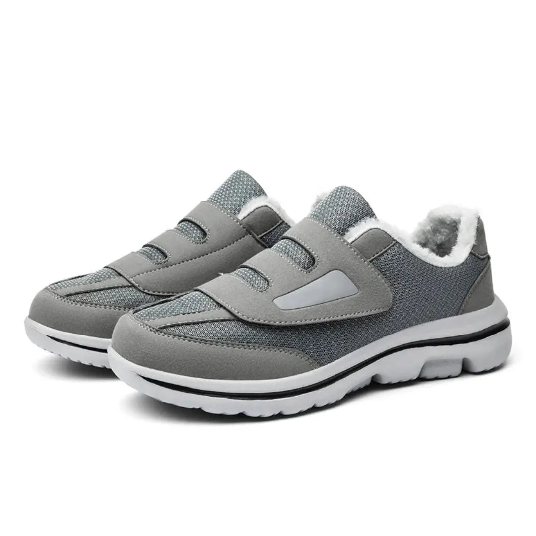 Chaussures avec design orthopédique pour usage hivernal