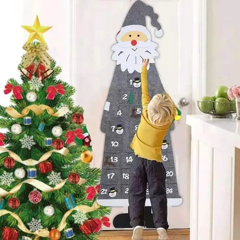 Détail des poches du calendrier de l'Avent en feutre