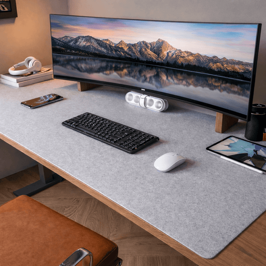 Tapis de bureau en laine avec coins arrondis pour plus de style