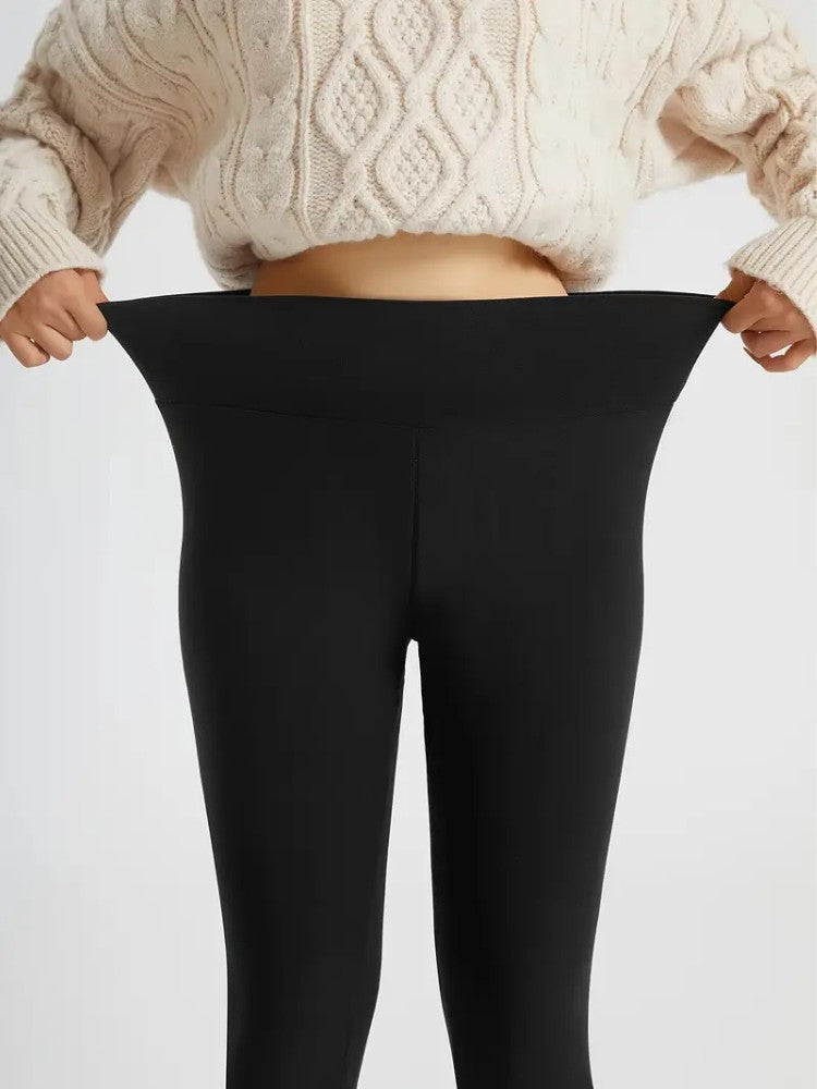 Leggings portés pendant une séance de yoga en intérieur
