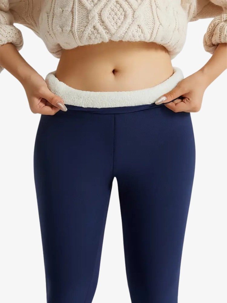 Vue arrière des leggings mettant en valeur la coupe ajustée