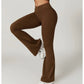 Vue latérale d'un pantalon de yoga femme, tissu respirant