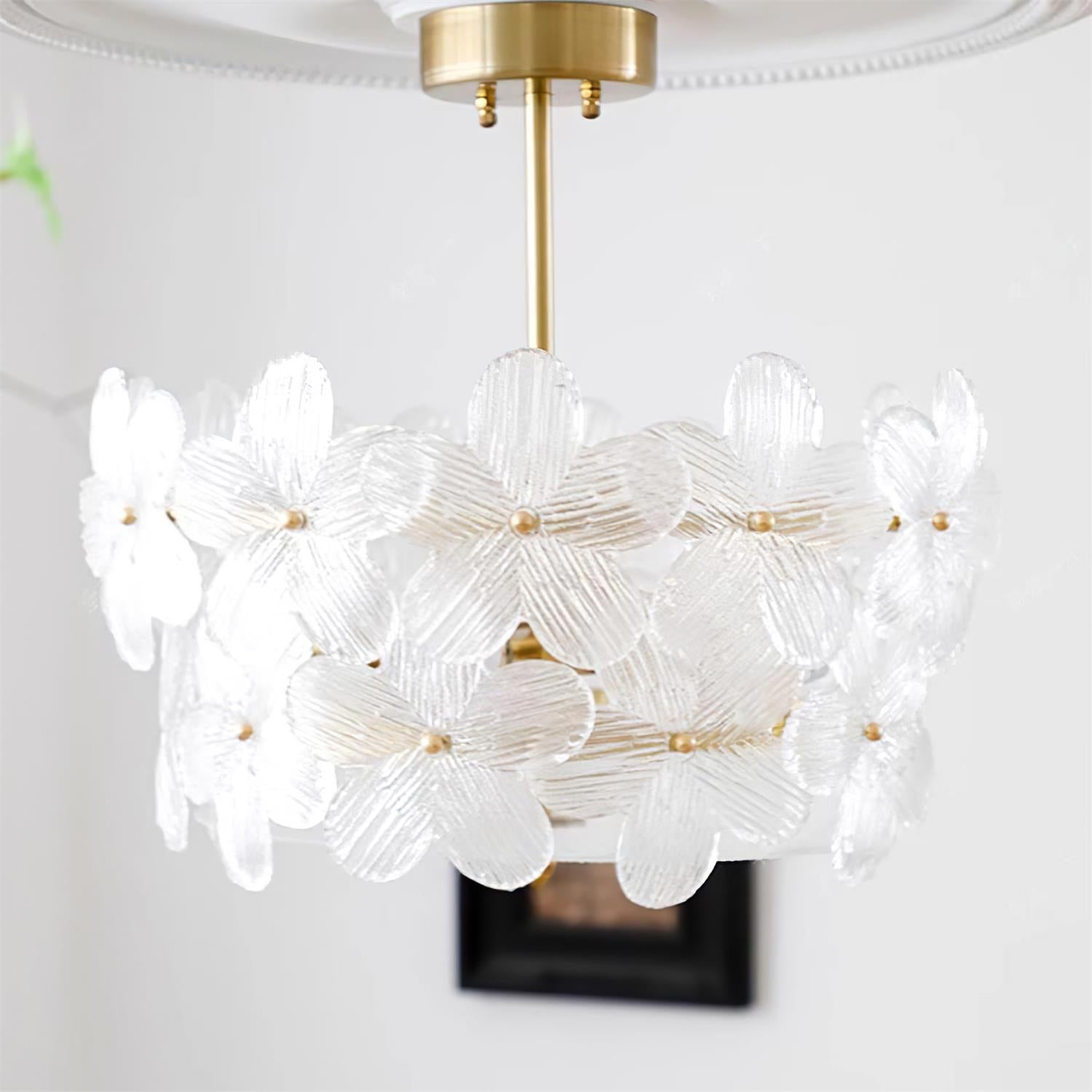 Vue latérale de la lampe montrant le cadre raffiné