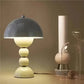 Vue latérale de la lampe avec lumière naturelle