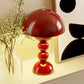 Lampe florale moderne dans un coin lecture confortable