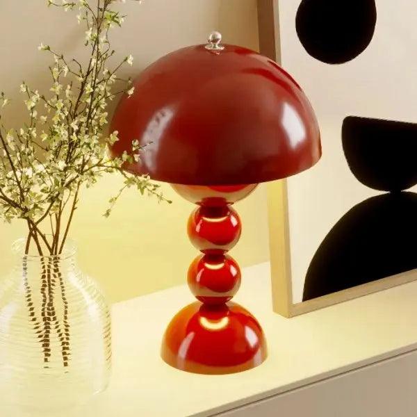 Lampe florale moderne dans un coin lecture confortable