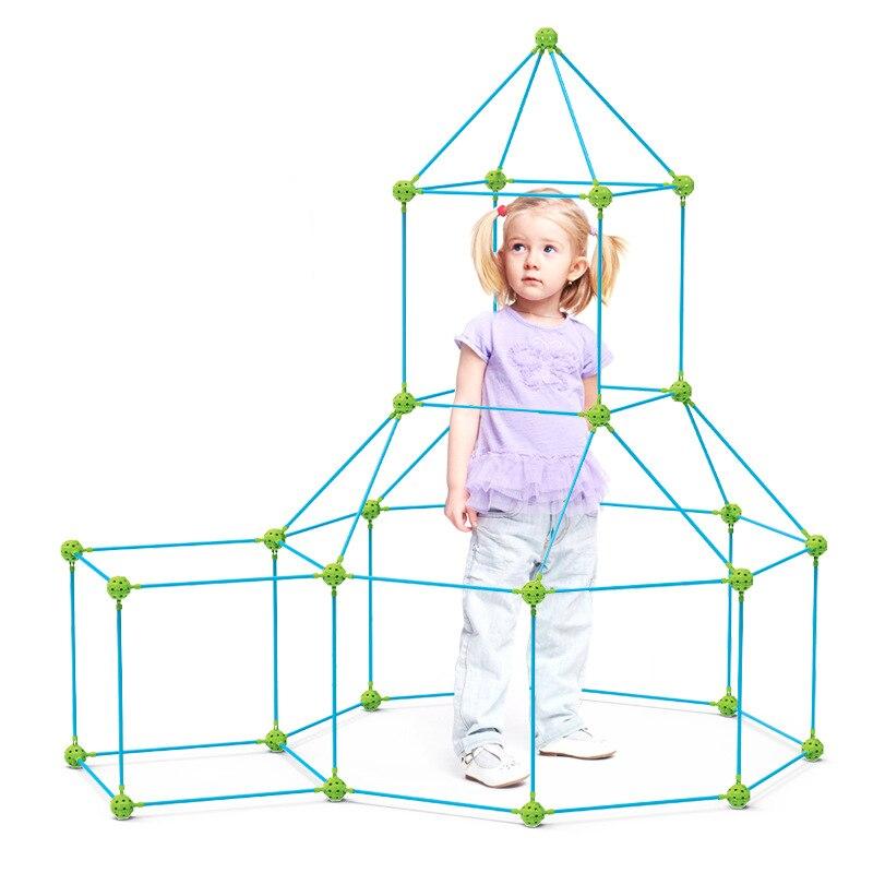Ensemble de construction montrant différentes formes possibles