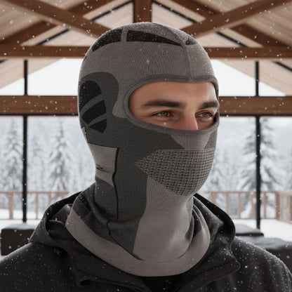 Masque en polyester étendu, prêt à être utilisé