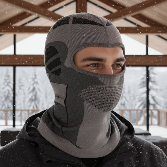 Masque en polyester étendu, prêt à être utilisé
