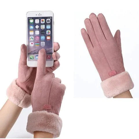 Vue latérale des gants avec ajustement au poignet