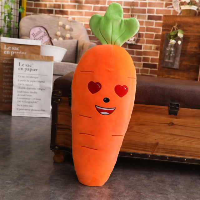 Carotte en peluche avec couronne de feuilles, design amusant