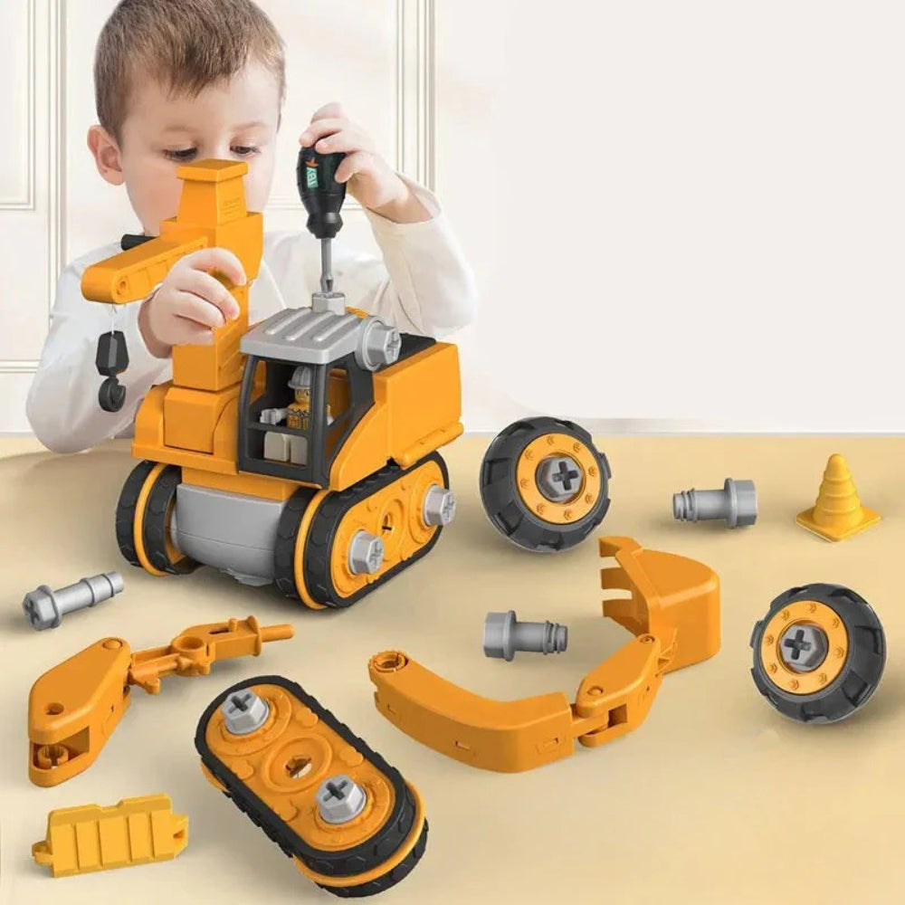 Enfants jouant avec des pièces de construction de véhicules