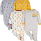 Motifs animaux colorés sur le pyjama pour bébé