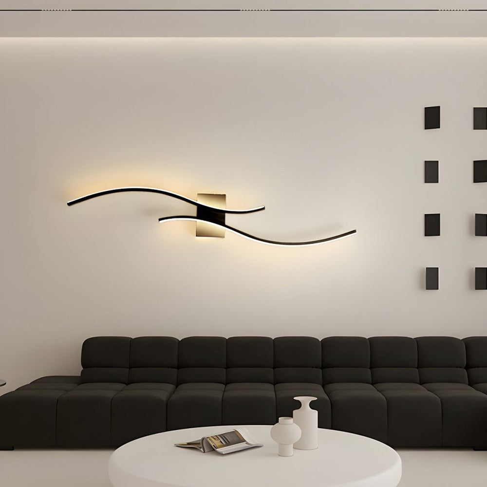Applique murale éclairant un mur minimaliste