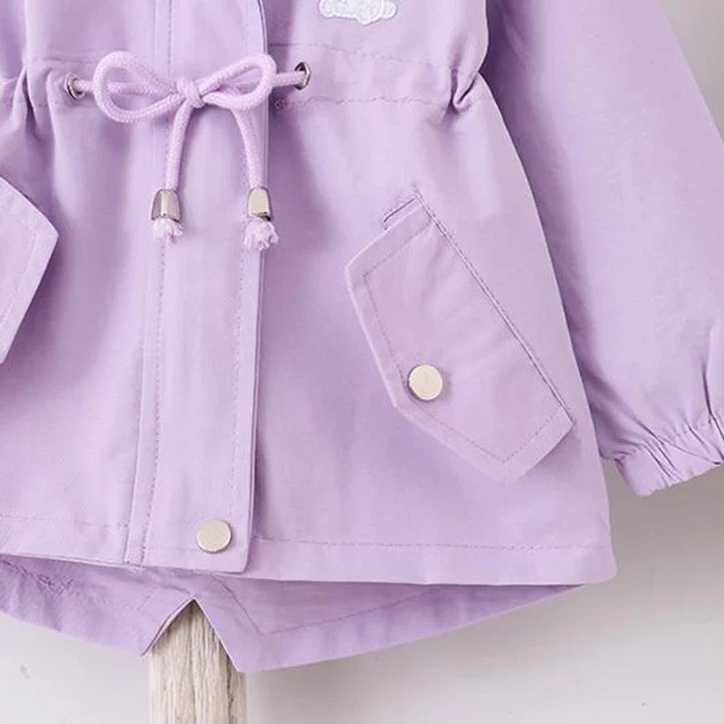Vue arrière de la veste à capuche motif lapin
