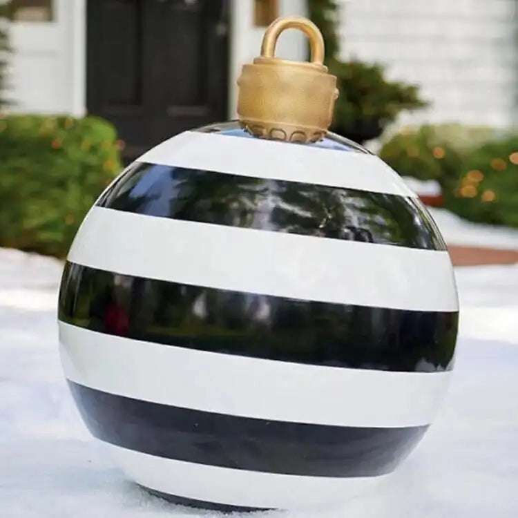 Boule de Noël gonflable avec détails de couture visibles
