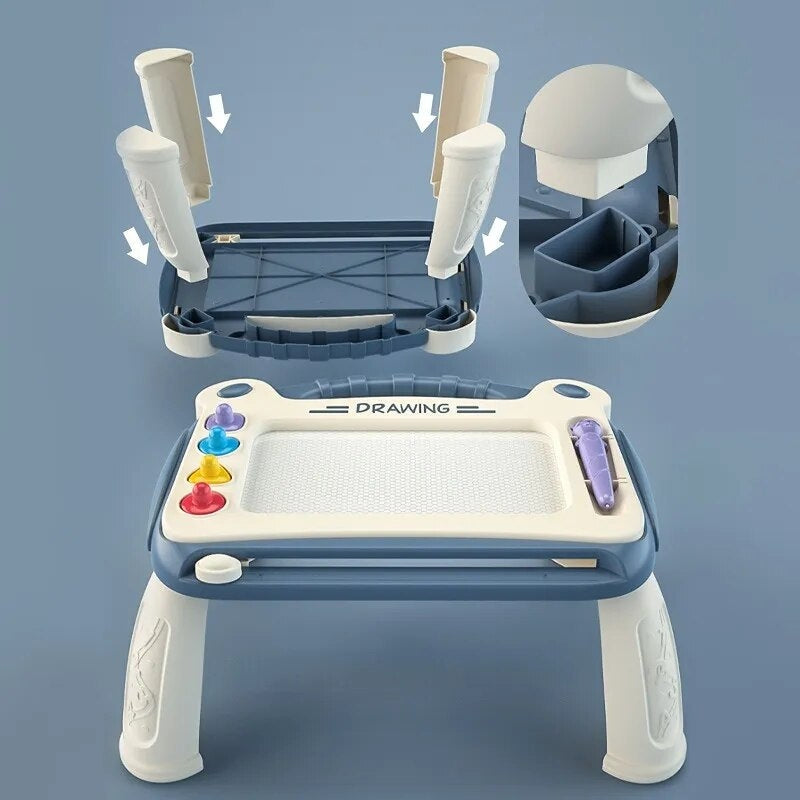 Enfant concentré dessinant des lettres et chiffres sur le tableau