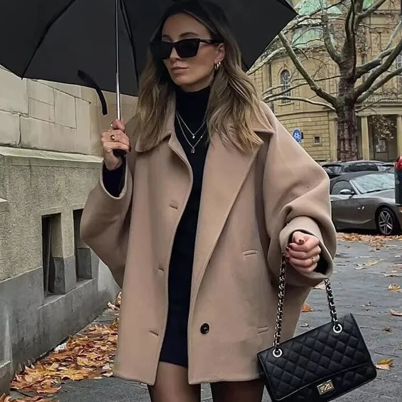 Manteau oversized femme avec boutons et manches longues