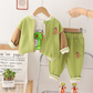 Ensemble complet enfant avec détails de dinosaure