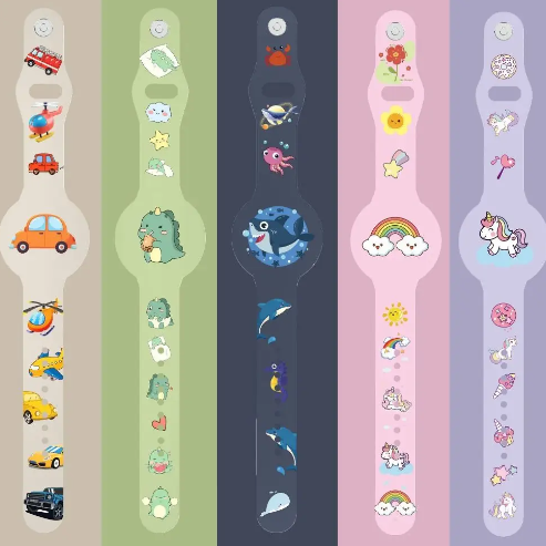Bracelet enfant avec emplacement pour AirTag, vue de face