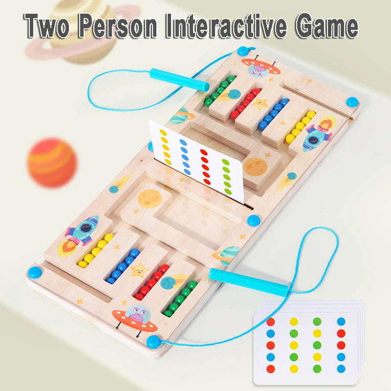 Jeu magnétique en bois avec motifs colorés sur une table