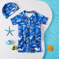 Vue de dos d'un enfant jouant dans l'eau avec le maillot