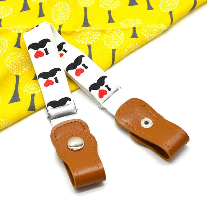 Détail sur la couture renforcée de la ceinture enfant