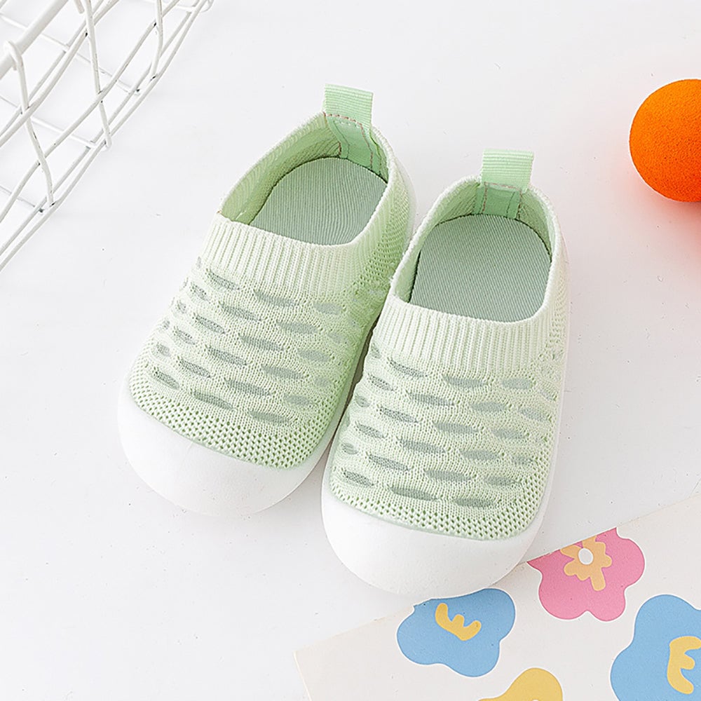 Détail du talon renforcé des baskets enfant