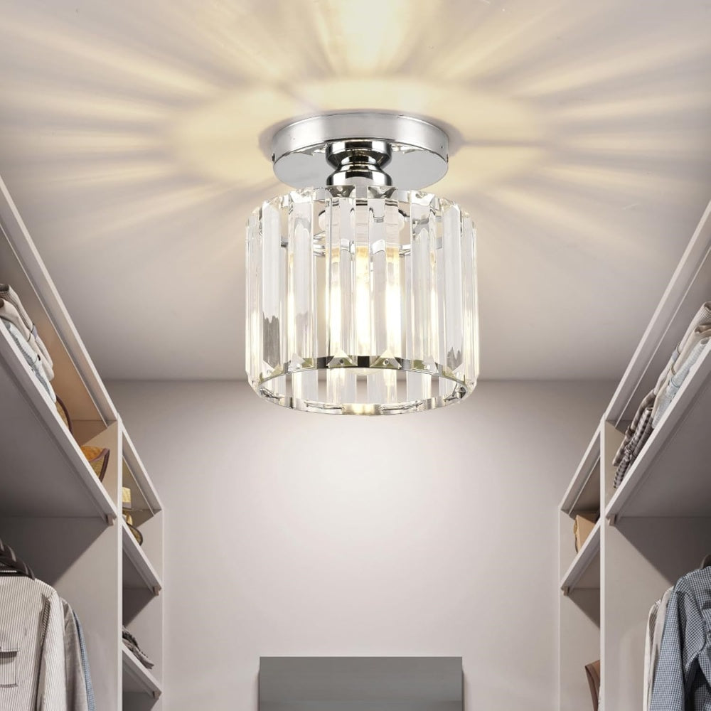 Lampe éclairant une chambre avec une ambiance cosy