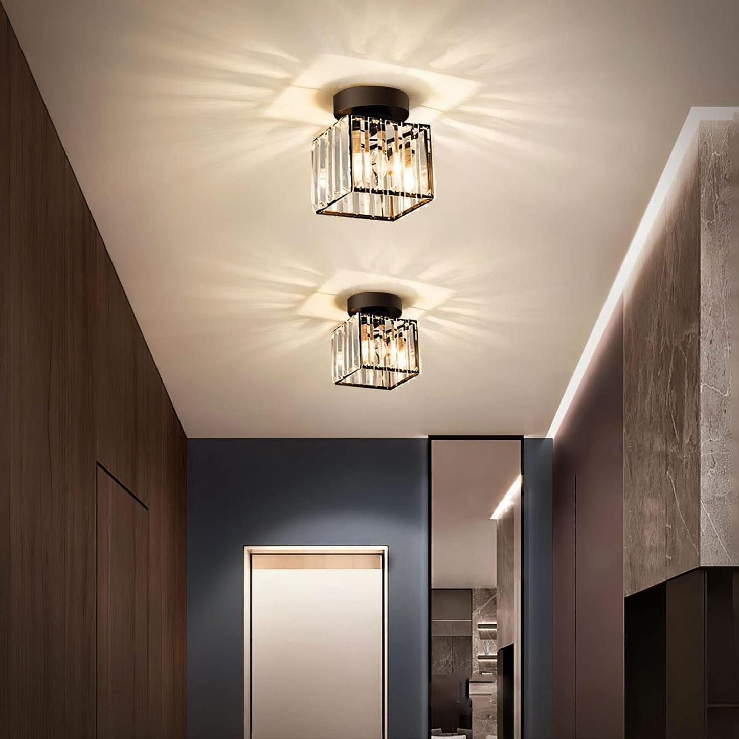Lampe de plafond vue de dessous, lumière diffuse