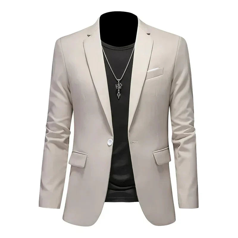 Veste portée avec pantalon, style formel