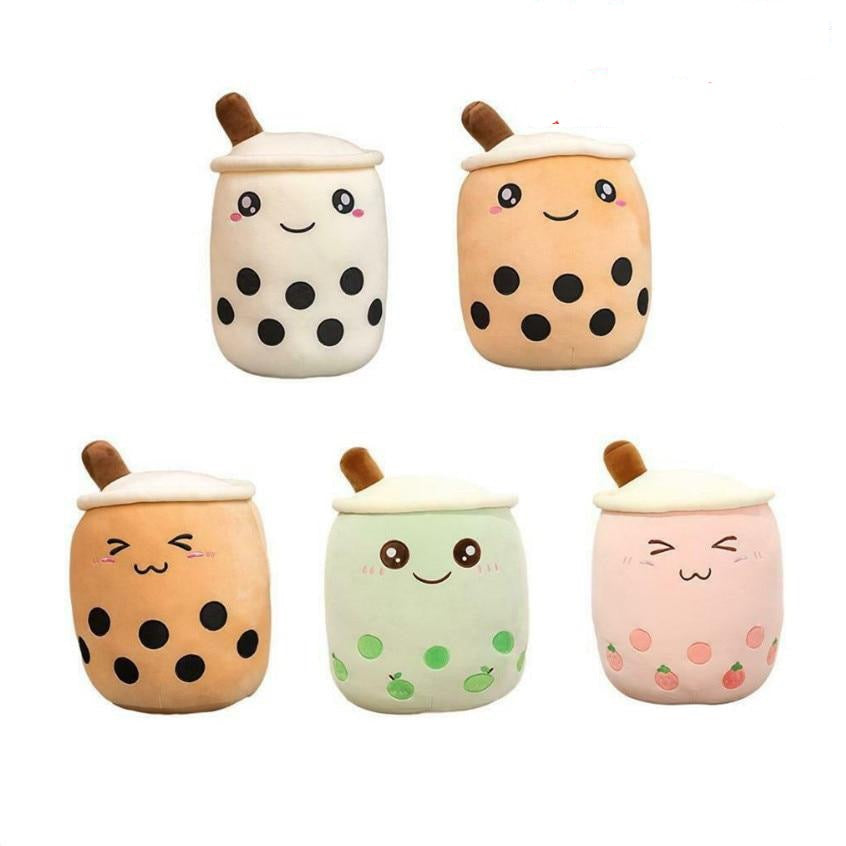 Gros plan sur le visage mignon du coussin Bubble Tea