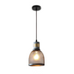Vue d'ensemble de la lampe dans un salon moderne