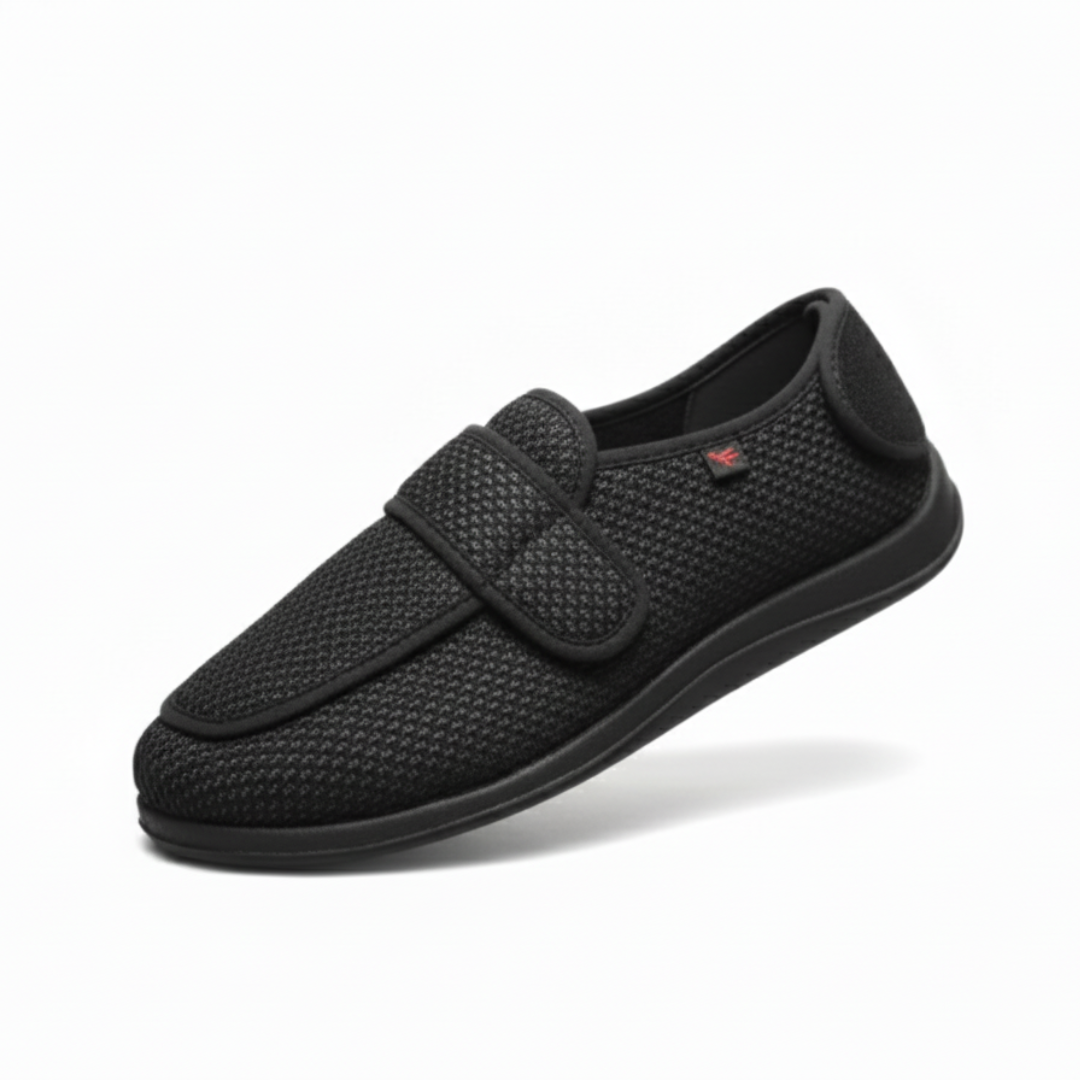 Chaussure en maille respirante montrant la semelle antidérapante