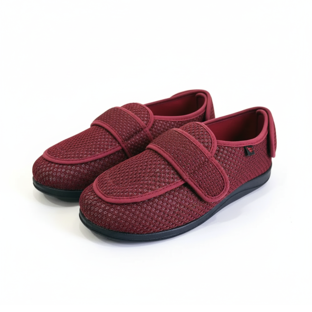 Chaussure orthopédique avec espace pour pieds enflés