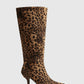 Bottes élégantes avec imprimé léopard et silhouette allongeante