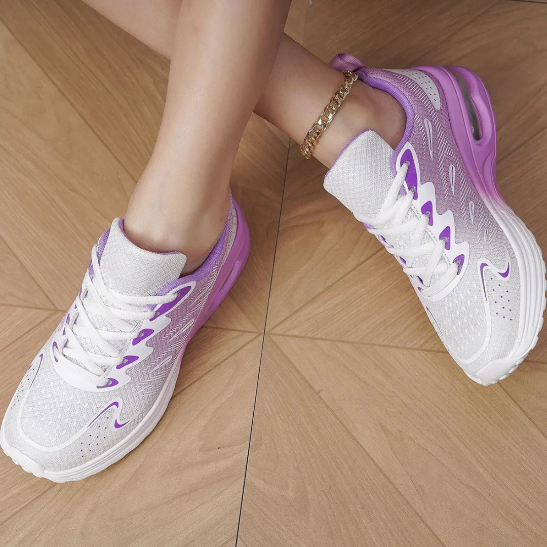 Baskets féminines disponibles en plusieurs couleurs