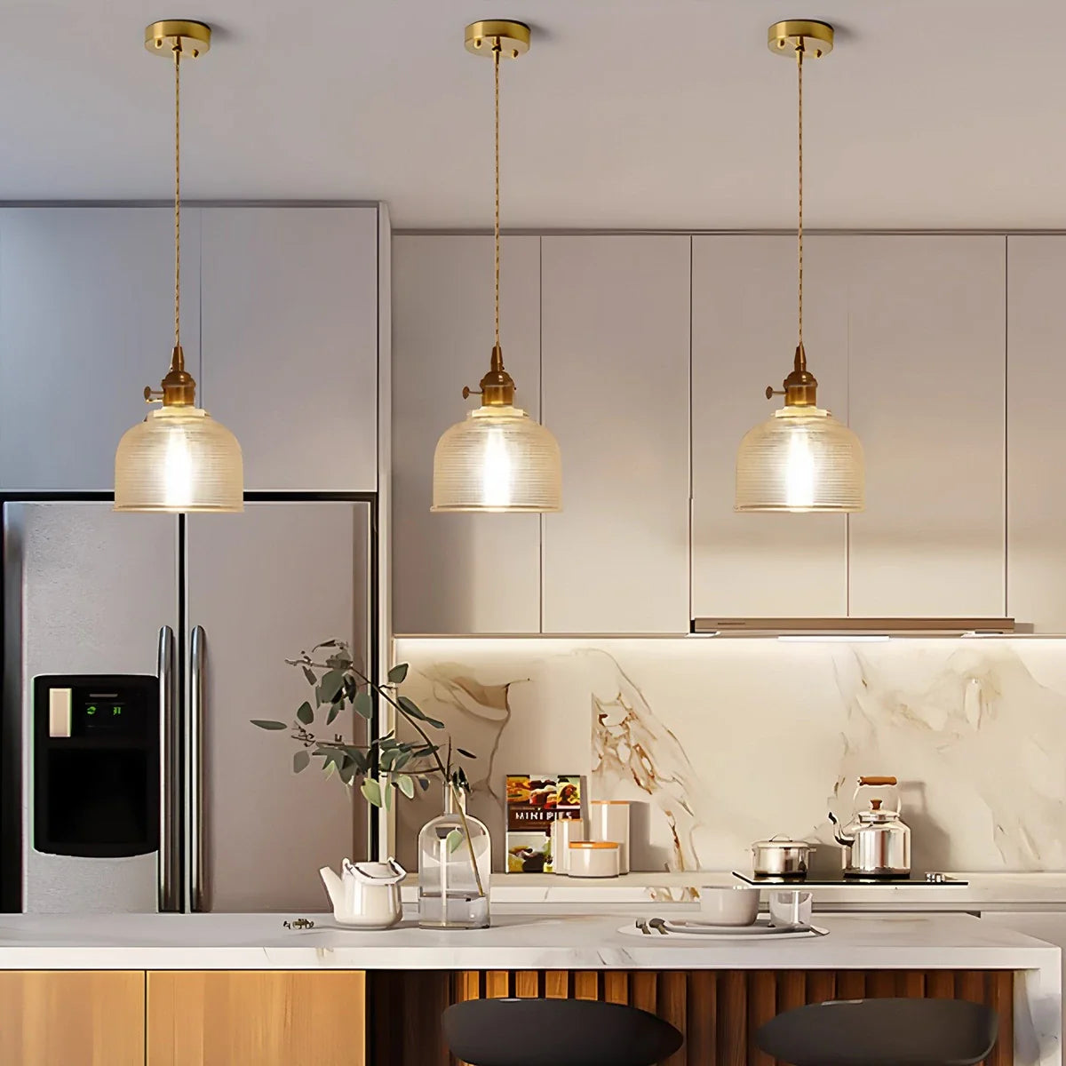 Détail du verre transparent de l'abat-jour