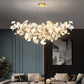 Détail des feuilles en porcelaine du lustre Ginkgo