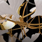 Structure en cuivre du lustre Ginkgo avec lumière chaleureuse