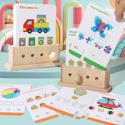 Gros plan sur des pièces de puzzle en bois multicolores